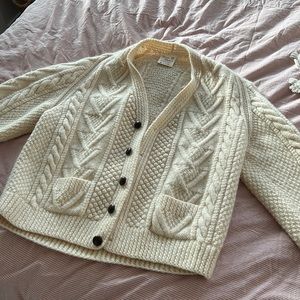 VINTAGE WOOL SWEATER